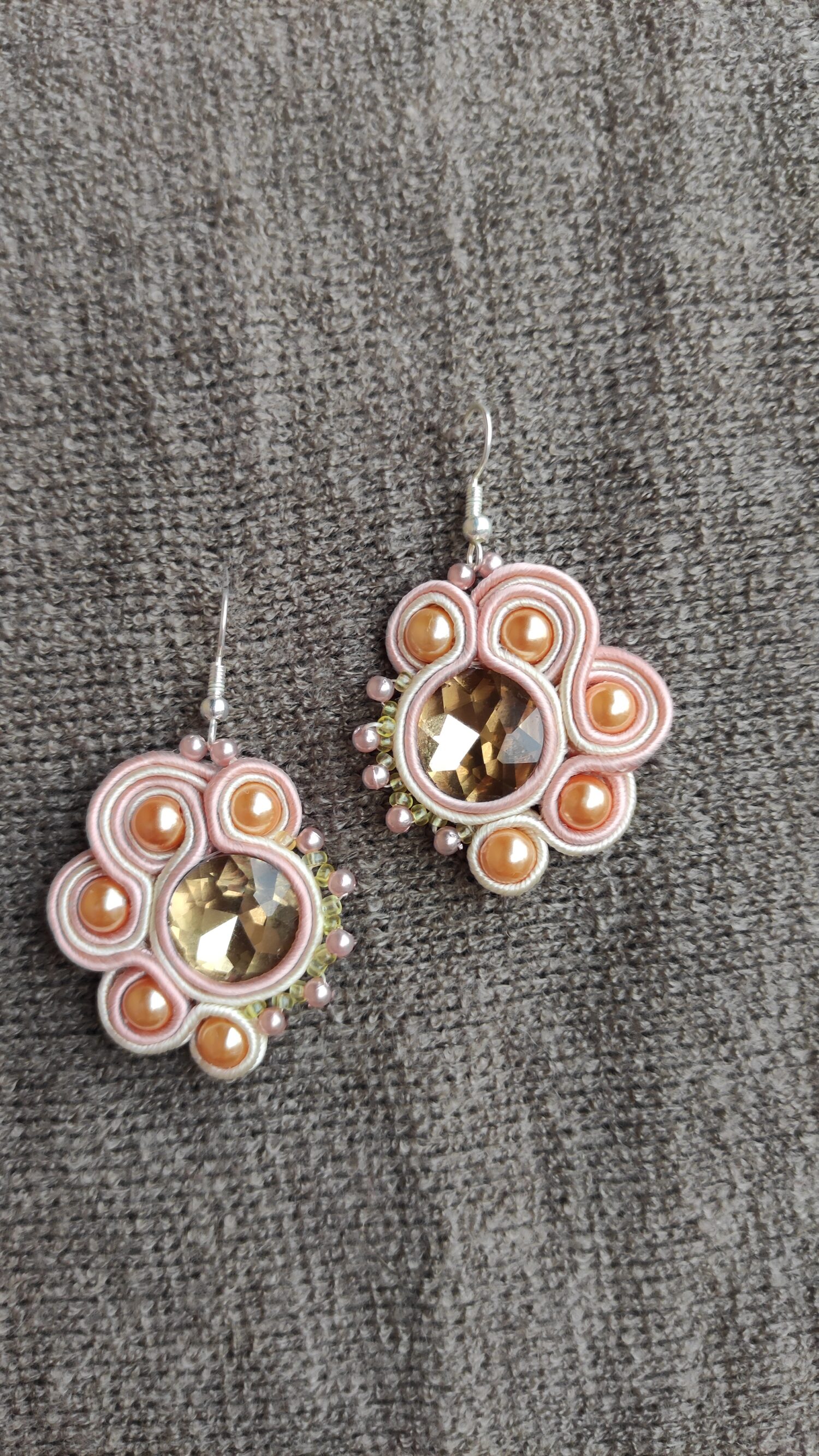 Vintage Rose - Image 3